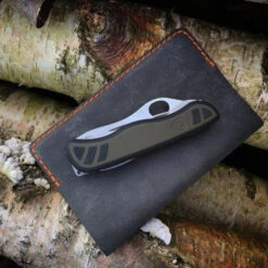 Victorinox Swiss Soldier's Knife - Green/Black Blistered -Montanic Sale Store 0.8461.MWCH 4 600x600 5e3aab92 5edd 457d a0fe dc7ffe78abc3