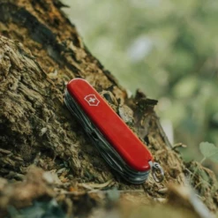 Victorinox Hiker - Red -Montanic Sale Store 1.4613 4 600x600 780007fc b33a 42e5 9f85 28d1c701d295