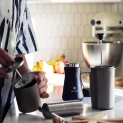 Snow Peak Stainless Vacuum Bottle Tsuzumi 350 Black -Montanic Sale Store 4 1ec3c7ae 23e7 444b adc9 3e74e7ddf0de