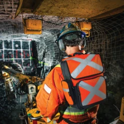 Caribee Pilbara Hi Vis Safety Pack -Montanic Sale Store CAR11803 3