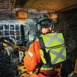 Caribee Pilbara Hi Vis Safety Pack -Montanic Sale Store CAR11803 4