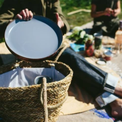 Barebones Enamel Plate - Set Of 2 -Montanic Sale Store CKW 358 6 600x600 1186f0a1 2be8 4192 954b 43fbedfb4c1d