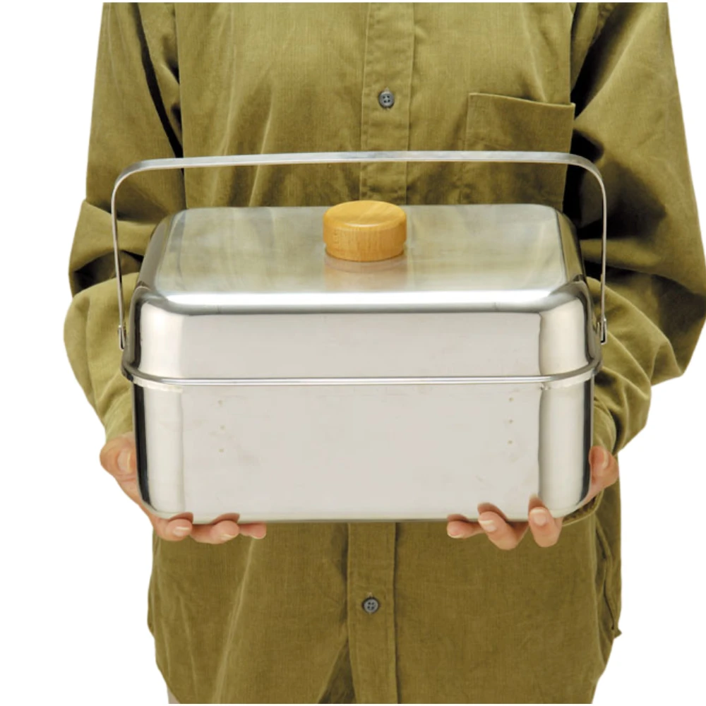 Snow Peak Compact Smoker 3 Snow Peak Compact Smoker - Image 3