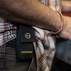 Leatherman Nylon Sheath With Pockets -Montanic Sale Store LM934932 8 600x600 53d89cfc cba2 4016 8e84 ac46e4a21939