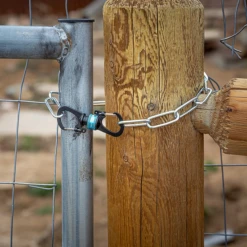 Nite Ize SlideLock® 360° Magnetic Locking Dual Carabiner - Blue -Montanic Sale Store MSBL 03 R7 7 600x600 3b093188 b02e 4ea0 b84a f10066bf0a4a