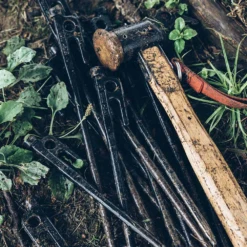 Snow Peak Colour Tent Peg #30 - 1 Piece -Montanic Sale Store R 103 IV 5 155dbfad 1f12 4dae 9d15 8a966690e10d