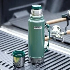 Stanley Classic Vacuum Insulated Bottle 1.4QT -Montanic Sale Store Stanley ClassicFlask4 600x600 aa4aa901 81d1 4dbf a67d 65a4329f779e