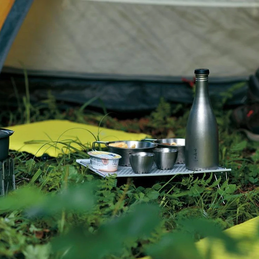 Snow Peak Titanium Sake Bottle 5 Snow Peak Titanium Sake Bottle - Image 5