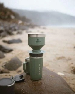 Stanley Classic Pour Over Hammertone Green 7 Stanley Classic Pour Over Hammertone Green -Montanic Sale Store Web LIfestyle CarCamp 1800x1800 600x600 d0a75577 7123 47c9 9d97 f7bfc84a3f10