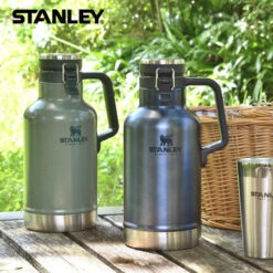 Stanley 32oz Classic Stainless Steel Vacuum Growler (Green) -Montanic Sale Store imgrc0081827662 600x600 ffddbfa0 98f4 4525 83f6 f2f2279b39b9